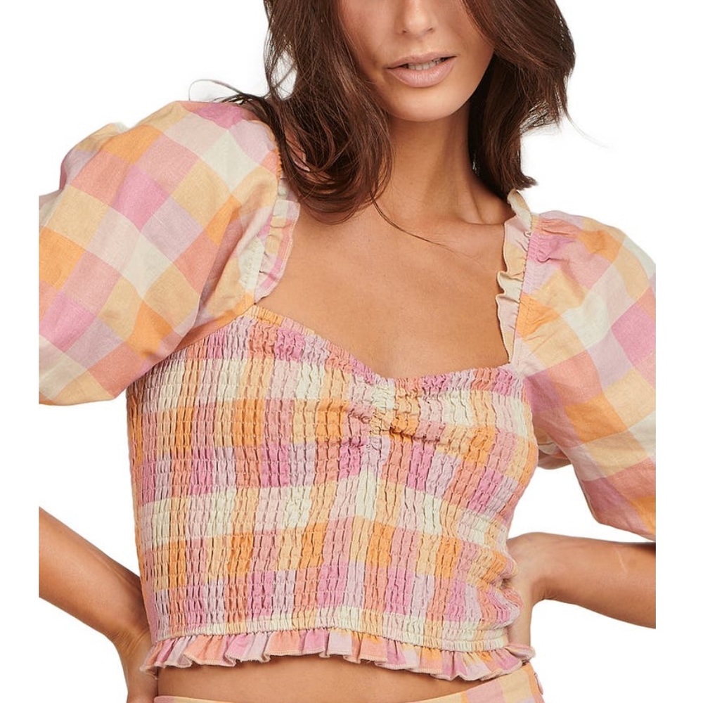 NWT Charlie Holiday Andrea Puff Sleeve Top